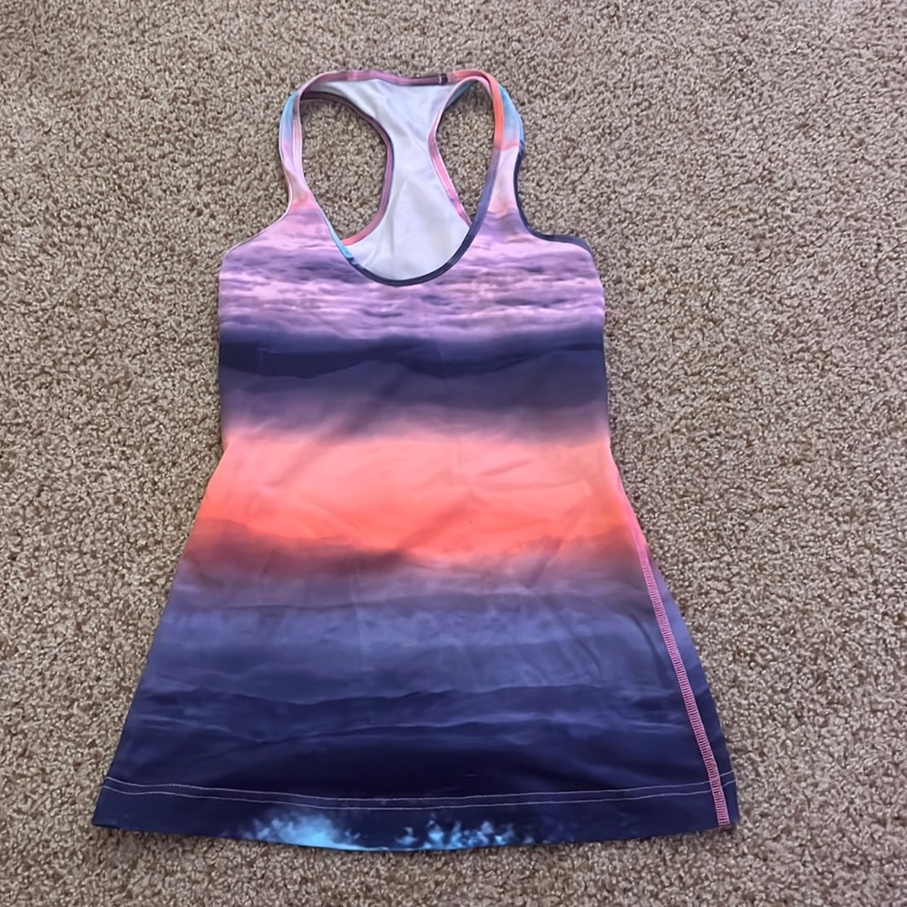 Lululemon tank top sunset colors size either a 2/4